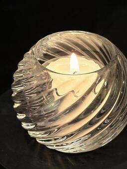 ロウソクの灯り ろうそく,キャンドル,灯りの写真素材