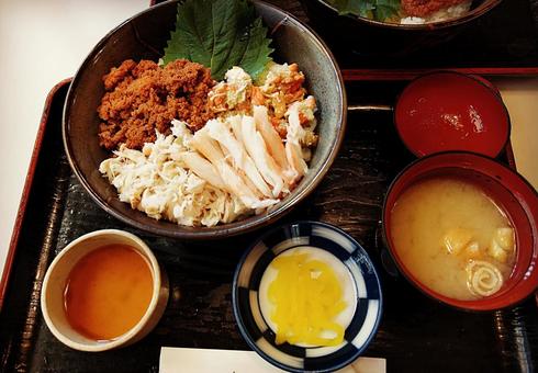 Snow crab rice bowl, JPG