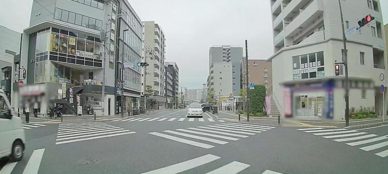 横断歩道-東区 横断歩道-東区の写真