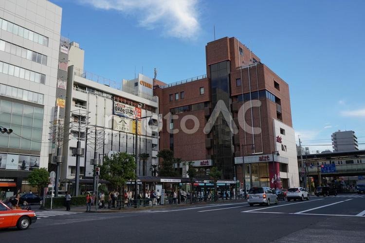 亀戸駅と駅前　明治通り 亀戸,亀戸駅,jrの写真素材
