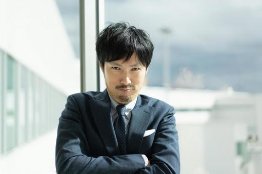 西裝革履的商人 西裝革履的商人