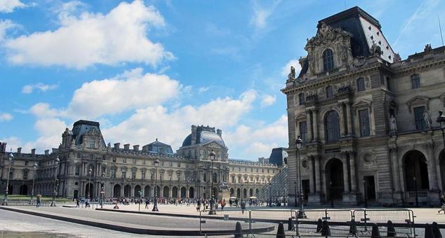Louvre Museum, JPG