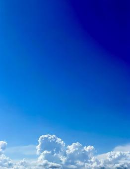 青空のグラデーション 青空のグラデーション 青空,空,雲の写真素材