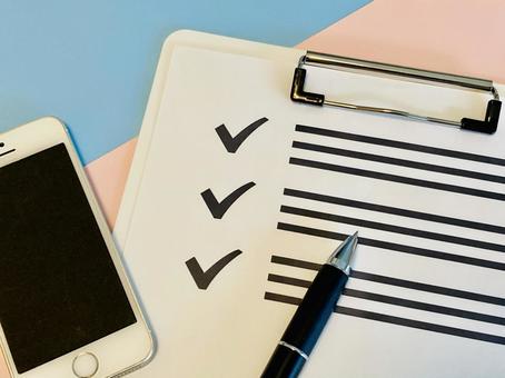 Smartphone and checklist 2, JPG Smartphone and checklist 2, JPG