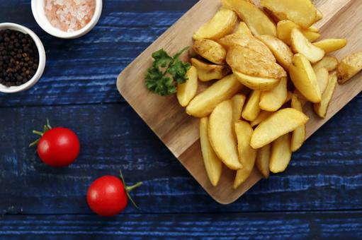 ポテトのフライ盛り合わせ ポテトのフライ盛り合わせ ポテトフライ,じゃがいも,フライドポテトの写真素材
