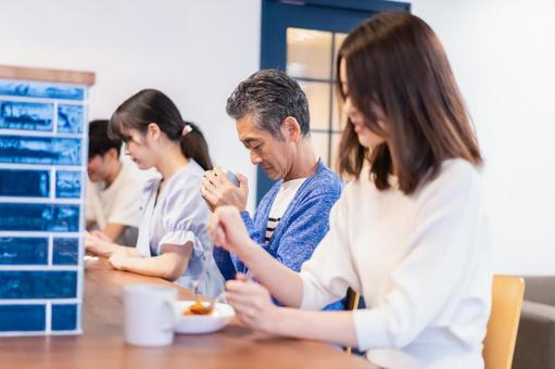 ライフスタイル ライフスタイル 営業,料理,コーヒーの写真素材