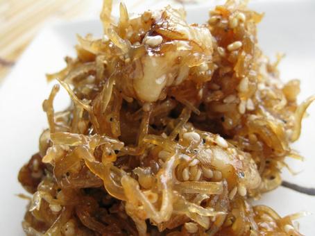 くるみ白魚 惣菜 おかず くるみ白魚 惣菜 おかずの写真