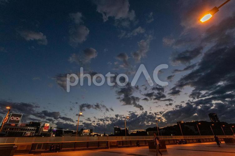 夕暮れ 夕暮れ,夕日,夕景の写真素材