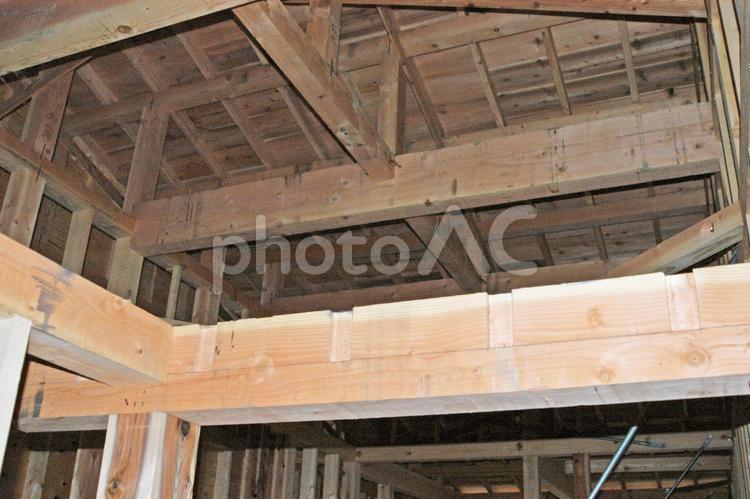 建築　１５　梁 梁,天井,木造住宅の写真素材