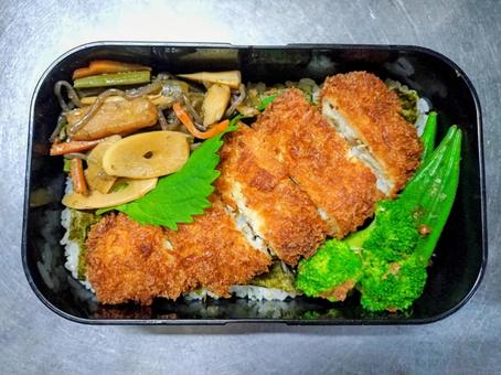 OBENTO 北海道産真鱈フライ弁当 OBENTO 北海道産真鱈フライ弁当 のり弁,お弁当,手作り弁当の写真素材