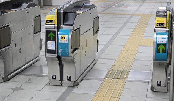 自動改札口 自動改札機,自動改札口,紙の写真素材