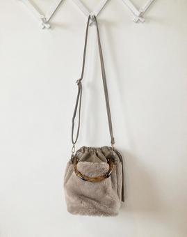 ファーバッグ ファーバッグ,ファー,カバンの写真素材