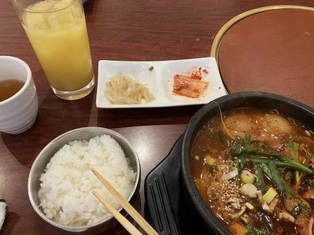スンドゥブチゲ　韓国料理 ランチ,韓国料理,韓国の写真素材