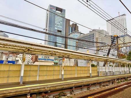南新宿駅とスカイライン 空,駅,ステーションの写真素材