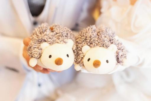 Plush toys and newlyweds Plush toys and newlyweds