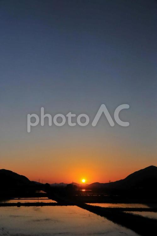 夕暮　田園 夕暮れ,夕方,背景の写真素材
