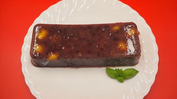 栗入り羊羹・おせち料理（皿にのせる） 栗,羊羹,おせち料理の写真素材