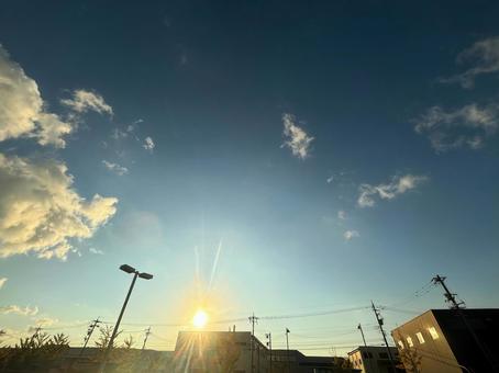 夕日、夕焼け、空、雲 夕日、夕焼け、空、雲 夕日,夕焼け,空の写真素材