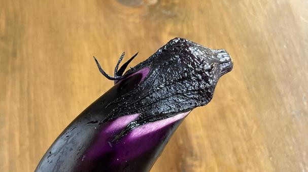なすのヘタ(右向き) なすのヘタ(右向き) なすび,茄子,ヘタの写真素材