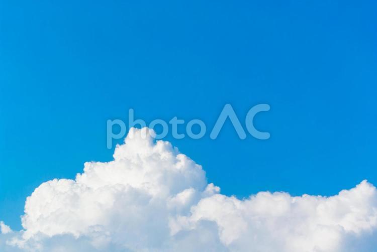 夏のイメージ 夏,入道雲,積乱雲の写真素材