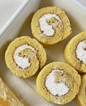 ロールケーキ ロールケーキ,ケーキ,洋菓子の写真素材
