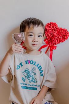 じゃーん 3歳,男の子,幼児の写真素材