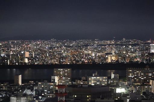 川のある高層ビルの都会の街並みの夜景 川,高層ビル,都会の写真素材