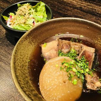 金目鯛の煮付け 金目鯛の煮付け 金目鯛,煮付け,和食の写真素材