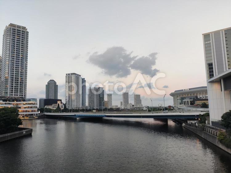 横浜駅東口の街並み 神奈川県,横浜市,横浜みなとみらいの写真素材