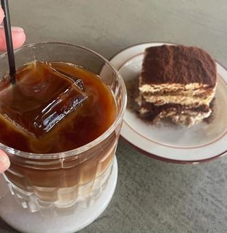 ティラミスとカフェオレ ティラミスとカフェオレの写真