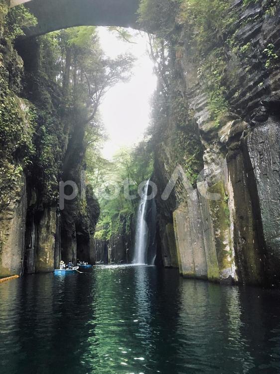 高千穂峡　真名井の滝　貸しボート　宮崎県　観光 高千穂峡,真名井の滝,滝の写真素材