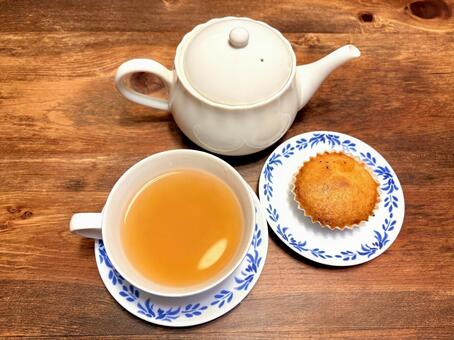 ガレットでティータイム 05 ガレット・ブルトンヌ,スィーツ,厚焼きクッキーの写真素材