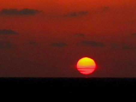 太陽と空 太陽と空の写真