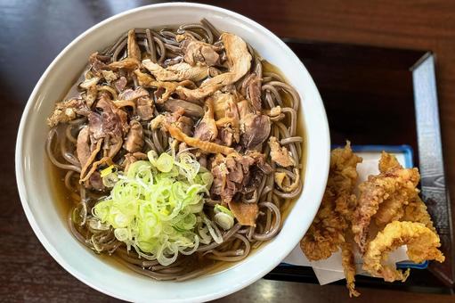 山形名物・冷たい肉そばとゲソ天セット 山形,肉そば,ゲソ天の写真素材