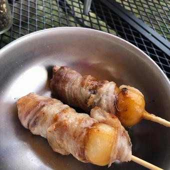 キャンプ飯豚バラみたらし団子 キャンプ飯豚バラみたらし団子 キャンプ飯,おつまみ,みたらしの写真素材
