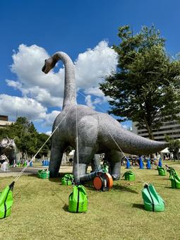 福井県庁での祭り 恐竜のバルーン 福井県庁での祭り 恐竜のバルーン 恐竜,バルーン,祭りの写真素材