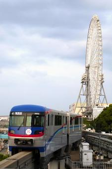 OSAKAWHEELと大阪モノレール OSAKAWHEELと大阪モノレール osakawheel,大阪モノレール,万博記念公園駅の写真素材