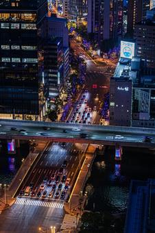 都市夜景 ステーションワン,淀屋橋,大阪の写真素材