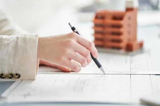 At the hands of a female architect who designs an apartment, JPG At the hands of a female architect who designs an apartment, architects, female, on hand, JPG