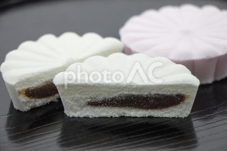 あん入　いおり　お供え用の砂糖菓子 いおり,お供え用の砂糖菓子,あん入りの写真素材