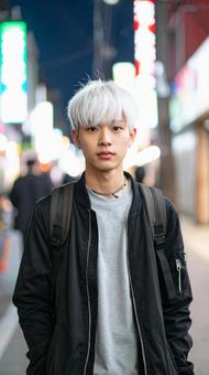 A man who completely transforms into his favorite character, push activity, cosplay, male, JPG