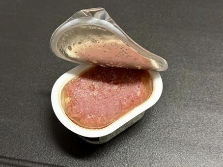 コンビーフ 牛肉の成型肉 コンビーフ 牛肉の成型肉 コンビーフ,牛肉,缶詰の写真素材