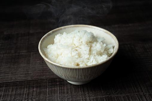 ごはんのやや上からの写真 ごはんのやや上からの写真 ご飯,お米,白米の写真素材