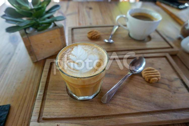 コーヒー４　カフェアート コーヒー,カフェ,カプチーノの写真素材