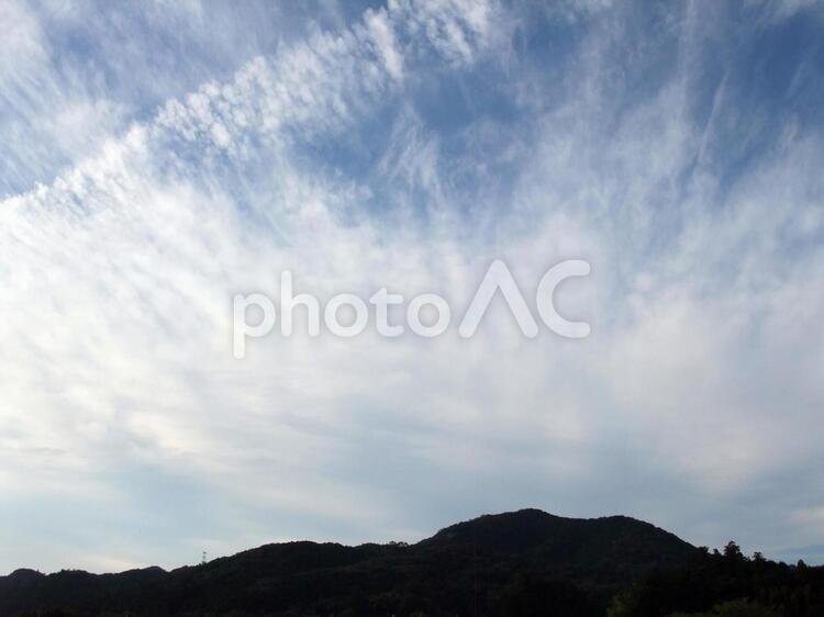 鉄塔がある風景 鉄塔,送電線,電線の写真素材
