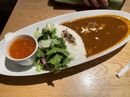 昼食カレー 昼食カレー カレー,ランチ,サラダの写真素材