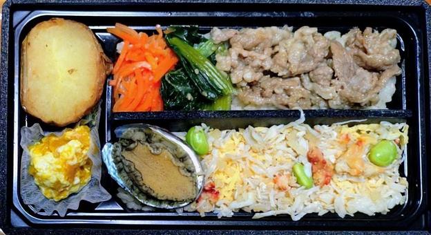 あわび、かに、牛鉄板焼弁当 蝦夷,アワビ,花咲の写真素材