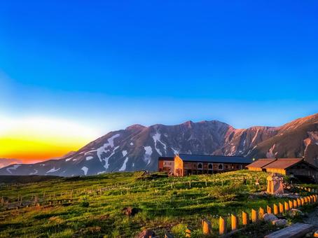 立山の朝日 立山の朝日 山,自然,風景の写真素材