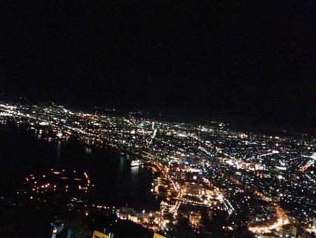 空からの夜景 空からの夜景の写真