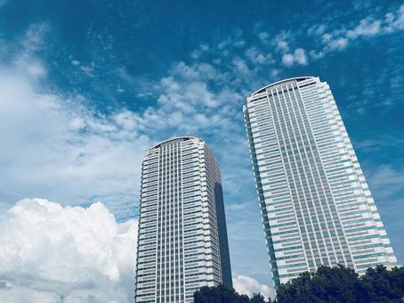 快晴の青空×高層タワー【2】 青空,高層ビル,ビル群の写真素材